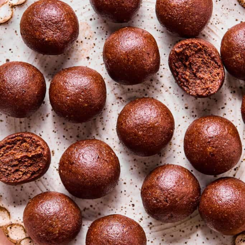 CHOCOLATE BROWNIE BLISS BALLS 150 GM